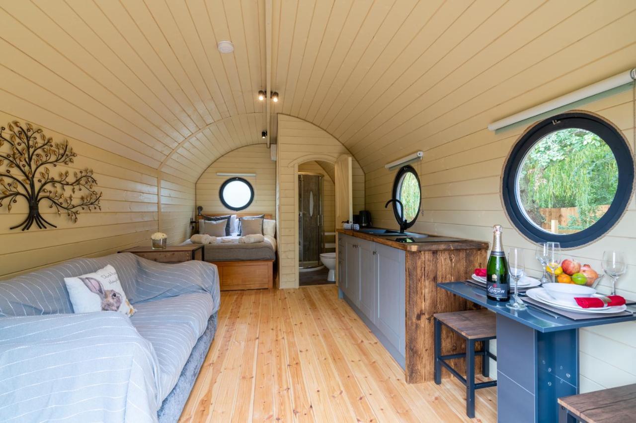 Apple - Luxury Cabin In The Cotswolds Villa Alderton  Kültér fotó